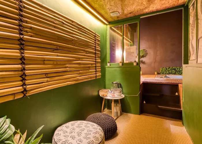 Castellas-alamaisondesophie Bed and breakfast